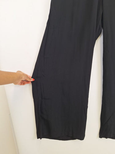 Second-Hand - Natasha Gan Beaded Waist Straight Leg Pants Size 18 - SwapUp