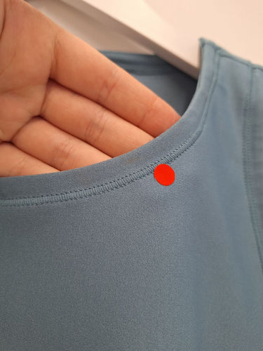 Second-Hand - Puma Vibrant Colour Block Athletic Top Size L - SwapUp