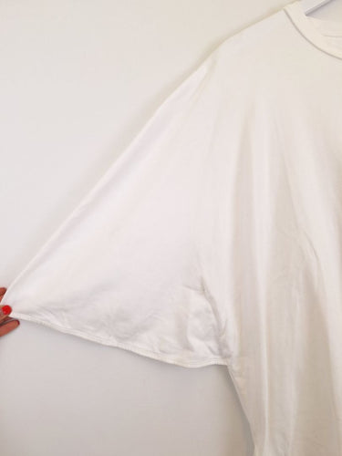 Second-Hand - COS Oversized Batwing White T-shirt Size L - SwapUp