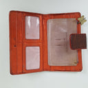 Second-Hand - Spencer & Rutherford Multi Compartment Textured Wallet Size None - SwapUp