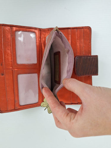 Second-Hand - Spencer & Rutherford Multi Compartment Textured Wallet Size None - SwapUp