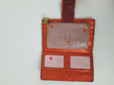 Second-Hand - Spencer & Rutherford Multi Compartment Textured Wallet Size None - SwapUp