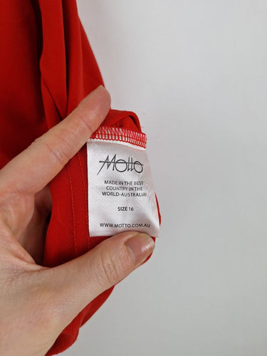 Second-Hand - Motto Candy Red Singlet Top Size 16 - SwapUp