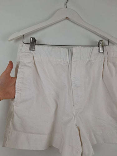 Second-Hand - Seed Clssic Structured White Mini Shorts Size 12 - SwapUp
