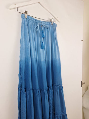 Second-Hand - Tree of Life Flowy Blue Gradient Tiered Skirt Size S/M - SwapUp