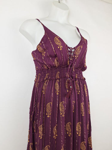 Second-Hand - Tree of Life Purple Amelia Shimmering Maxi Dress Size L - SwapUp