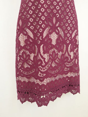 Second-Hand - Review Plum Tailored Lace Midi Dress Size 6 - SwapUp