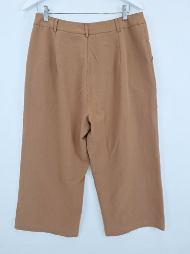 Second-Hand - Atmos & Here Gingerbread Crop Pants Size 14 - SwapUp