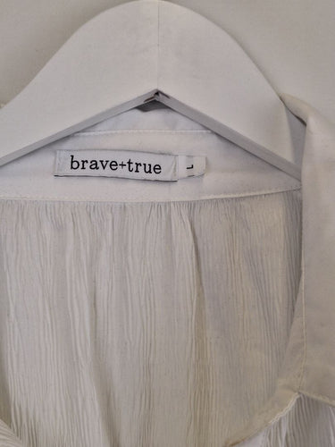 Second-Hand - Brave + True Ruched Detail Shirt Size L - SwapUp