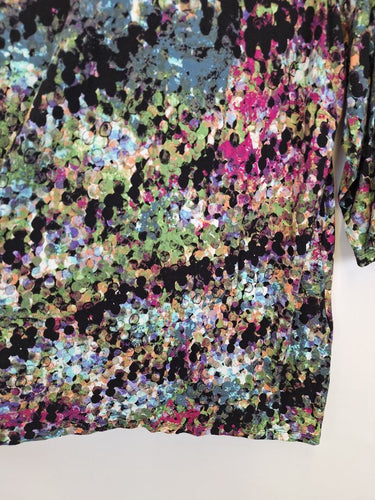 Second-Hand - Taking Shape Abstract Garden Tones Comfy Top Size XL - SwapUp