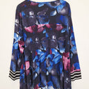 Second-Hand - Taking Shape Watercolour Floral Stripe Contrast Top Size XL - SwapUp