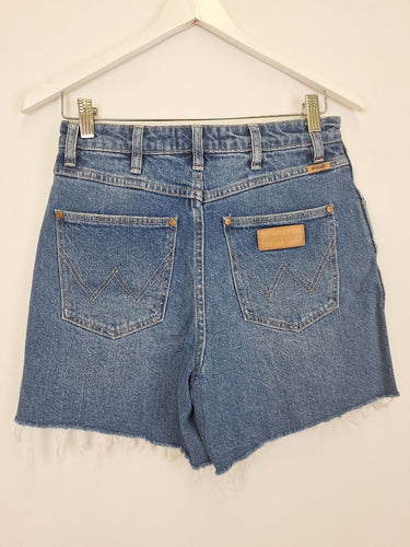 Second-Hand - Wrangler High Waist Cut Off Shorts Size 10 - SwapUp