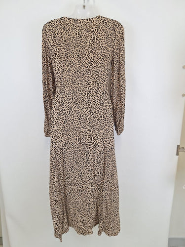 Second-Hand - Seed Leopard Long Sleeve Midi Dress Size 6 - SwapUp