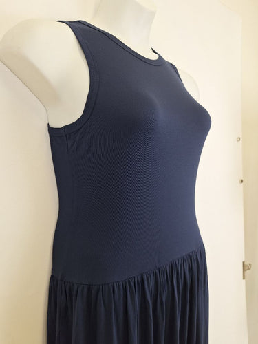 Second-Hand - Dharma Bums Everyday Navy Maxi Dress Size L - SwapUp