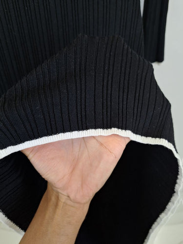 Second-Hand - Thanne Ribbed Collar Long Sleeve Midi Dress Size S - SwapUp