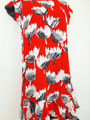 Second-Hand - Boutique Moschino Swanky Red Patterned Mini Dress Size 6 - SwapUp
