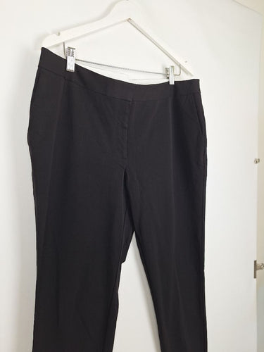 Second-Hand - Sportscraft Classic Black Slightly Tapered Pants Size 16 - SwapUp