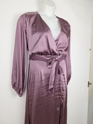 Second-Hand - Elliatt Mauve Elegant Kai Midi Dress Size M - SwapUp