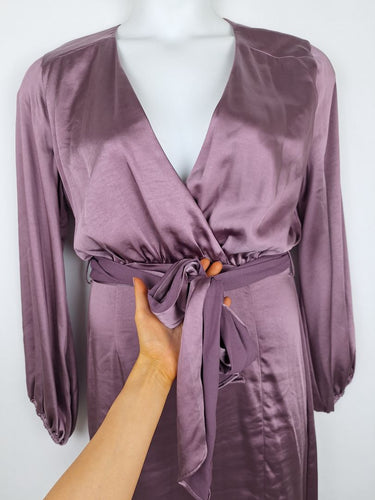 Second-Hand - Elliatt Mauve Elegant Kai Midi Dress Size M - SwapUp