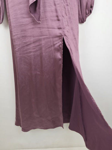Second-Hand - Elliatt Mauve Elegant Kai Midi Dress Size M - SwapUp