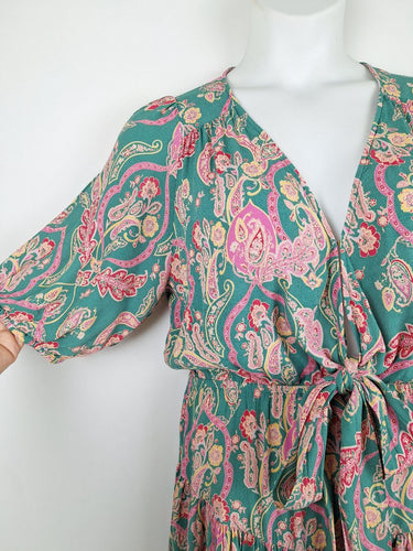 Second-Hand - Kivari Flirty Paisley Tiered Mini Dress Size 16 - SwapUp