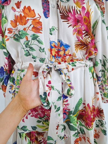 Second-Hand - LOLA Pure Silk Botanical Dress Size M - SwapUp