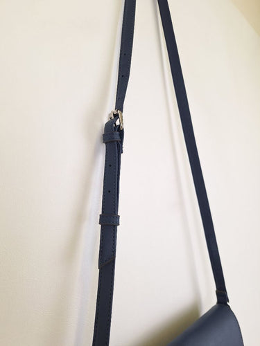 Second-Hand - Nine West Navy Soft Feminine Crossbody Bag - SwapUp
