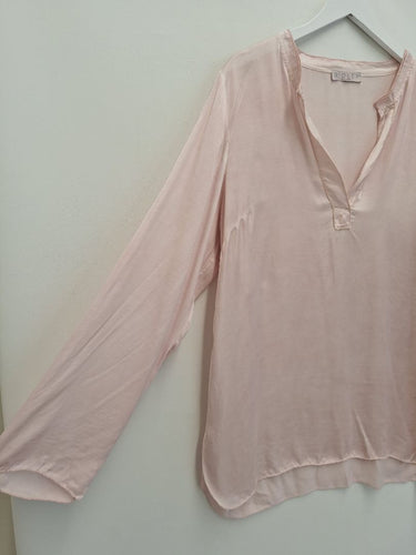 Second-Hand - Ridley Strawberry Milk Satin V Cut Blouse Size XL - SwapUp