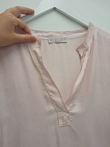 Second-Hand - Ridley Strawberry Milk Satin V Cut Blouse Size XL - SwapUp