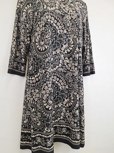 Second-Hand - Stella Paisley Midi Dress Size 10 - SwapUp