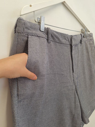 Second-Hand - Tommy Hilfiger Navy Tweed Shorts Size 18 - SwapUp