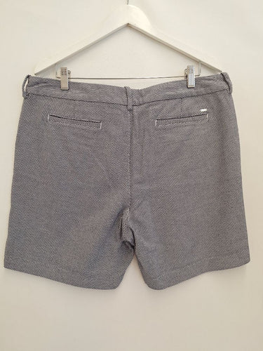 Second-Hand - Tommy Hilfiger Navy Tweed Shorts Size 18 - SwapUp