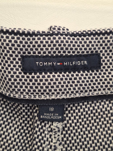 Second-Hand - Tommy Hilfiger Navy Tweed Shorts Size 18 - SwapUp