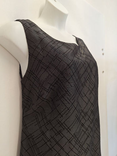 Second-Hand - Maggie T Cross Weave Midi Dress Size 16 - SwapUp
