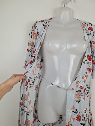 Second-Hand - Piper Pretty Soft Blue Floral Wrap Midi Dress Size 6 - SwapUp