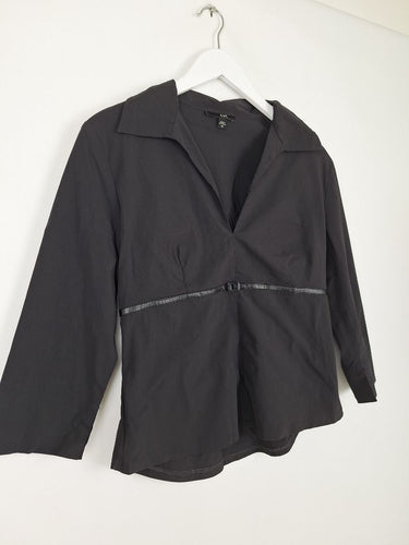 Second-Hand - Cue Tailored Open Collar Belt Top Size 14 - SwapUp