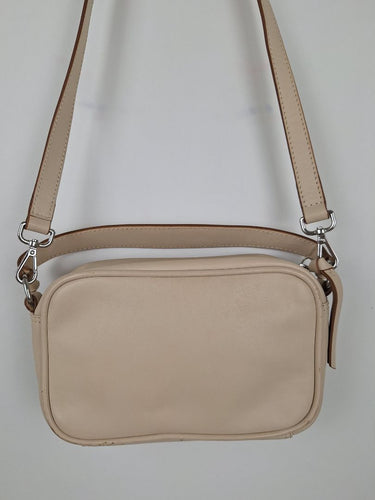 Second-Hand - Aere Stone Leather Two Way Bag - SwapUp