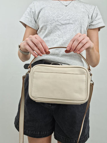 Second-Hand - Aere Stone Leather Two Way Bag - SwapUp