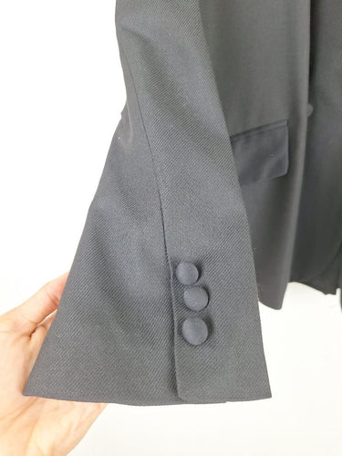 Second-Hand - Maison Hotel Classy Tuxedo Style Duo Blazer Size M - SwapUp