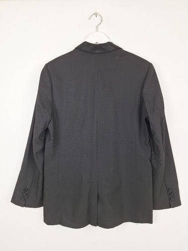 Second-Hand - Maison Hotel Classy Tuxedo Style Duo Blazer Size M - SwapUp