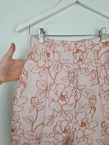 Second-Hand - Keepsake Baby Pink Entrance Jacquard Floral Pants Size XS - SwapUp