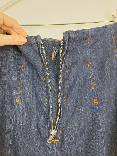 Second-Hand - Commonry Deep Indigo Denim Contrast Stitch Skirt Size 10 - SwapUp