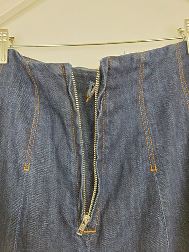 Second-Hand - Commonry Deep Indigo Denim Contrast Stitch Skirt Size 10 - SwapUp