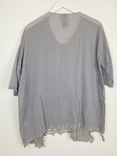 Second-Hand - Johnny Was Resort Embroidered Floral Swing Top Size XS - SwapUp