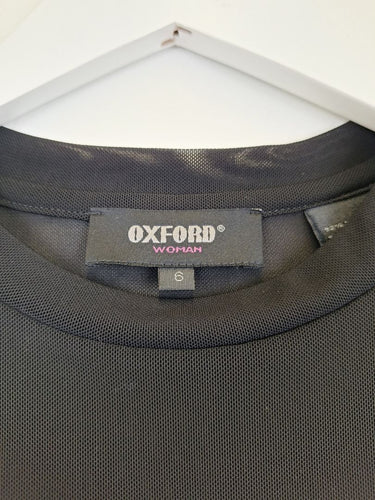 Second-Hand - Oxford Black Fine Mesh Baby T-shirt Size 6 - SwapUp