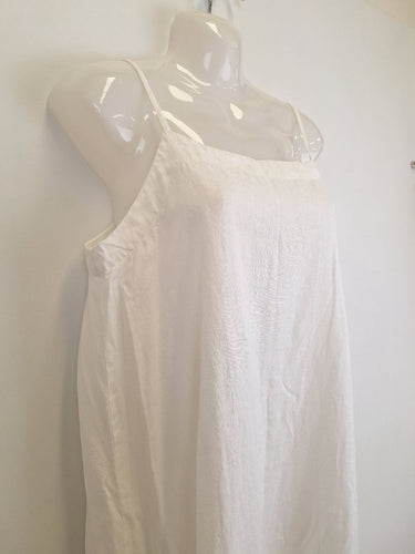 Second-Hand - Seed Holiday Charm Linen Drop Waist Midi Dress Size 10 - SwapUp