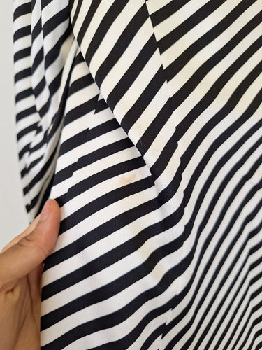 Second-Hand - Perri Cutten Zebra Stripe Silk Single Button Blazer Size 12 - SwapUp