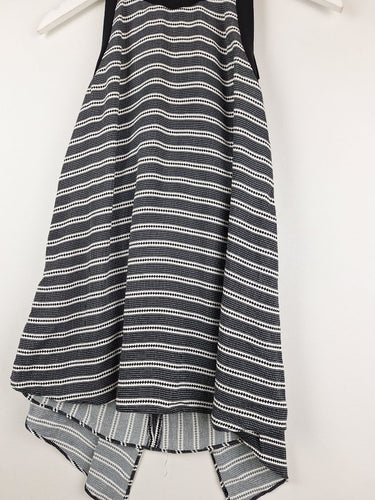 Second-Hand - Cue Black Geometric Sleeveless Top Size 6 - SwapUp