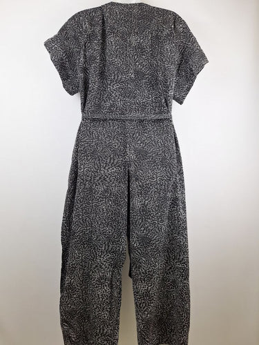 Second-Hand - Boom Shankar Monochromatic Swirl Comfy Dress Size 18 - SwapUp