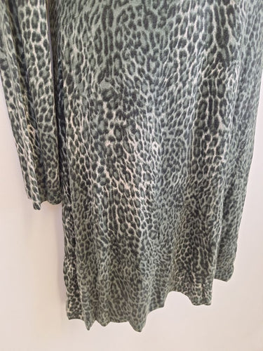 Second-Hand - Karen Kane Khaki Cheetah Jersey Mini Dress Size L - SwapUp